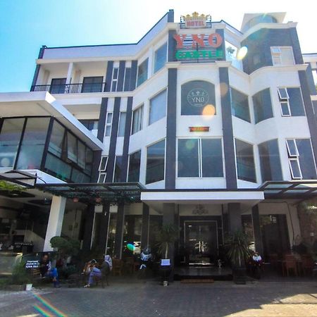 Yno Castle Hotel Malang Bagian luar foto