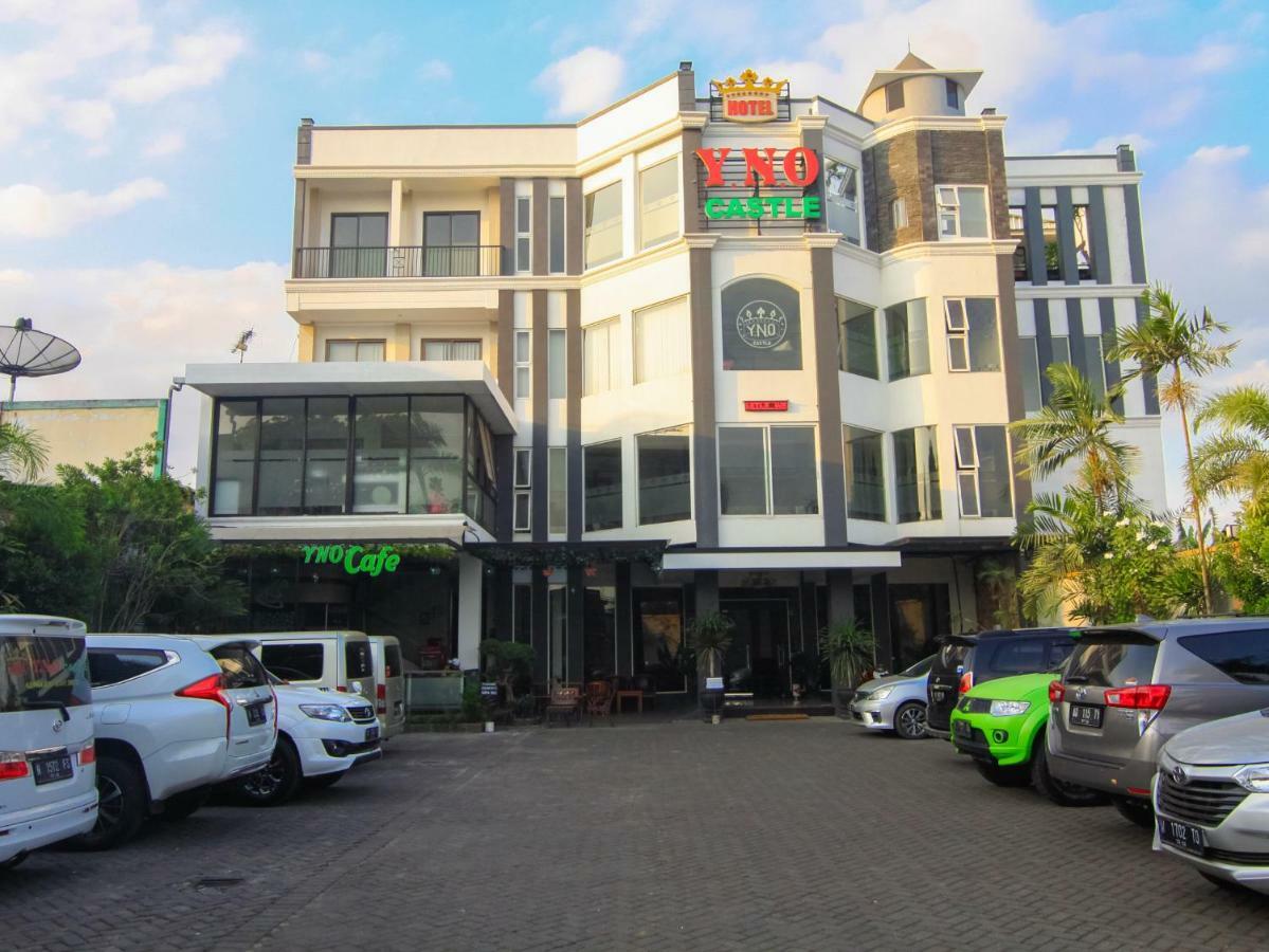 Yno Castle Hotel Malang Bagian luar foto